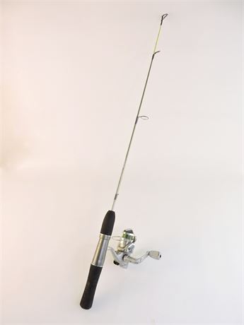 Police Auctions Canada - HiTech Woodsman WDS-30 Ice Fishing Rod with  Intrigue 502S Reel (256637H)
