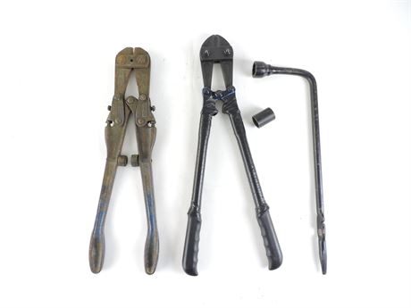 Lot of Tools: Bolt Cutters, Tire Iron, Deep Socket  (259832A)