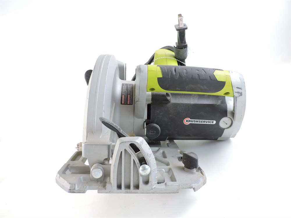 Police Auctions Canada Worx WT431K 15A Corded Circular Saw 268037A