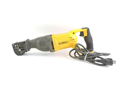 DEWALT DWE305 12A CORDED RECIPROCATING SAW