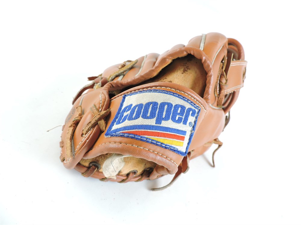 Cooper Roberto Alomar Baseball Glove