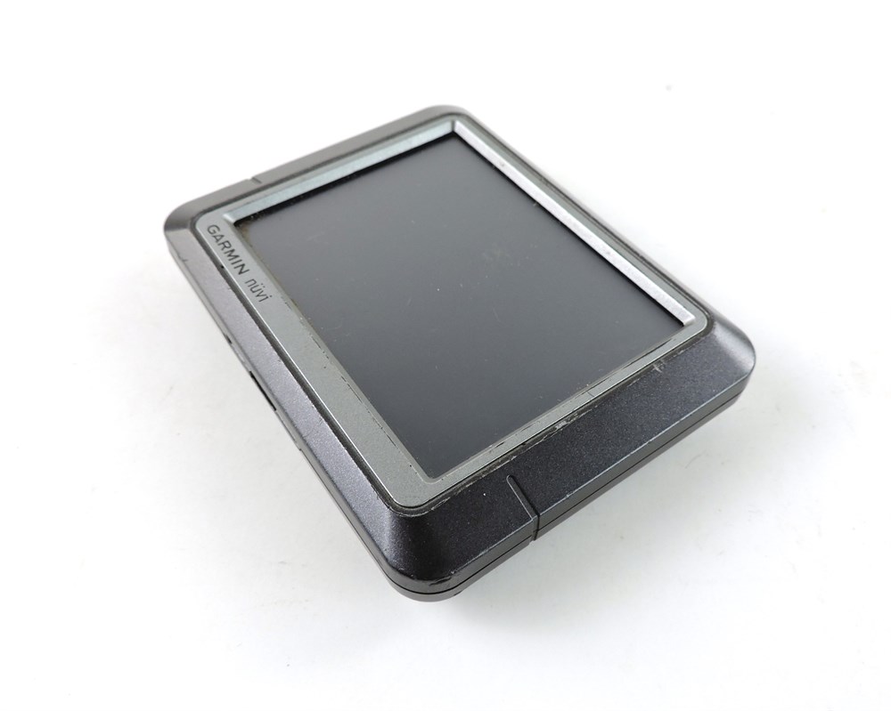 Police Auctions Canada - Garmin Nuvi 250 Portable 3.5