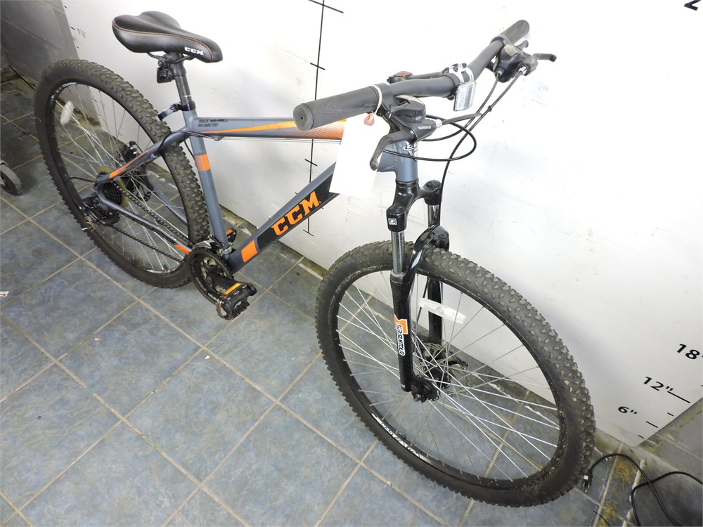 Police Auctions Canada CCM 29er 21 Speed FS F R Disc Bike 281150D