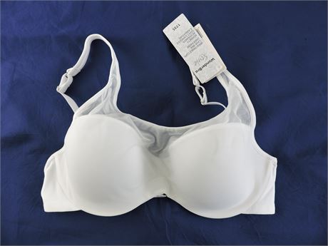 Police Auctions Canada - Women's WonderBra Lightly Lined Cami Bra - Size  38C (243520L)