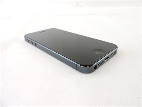 32GB Apple iPhone 5 Smartphone Black (Unlocked) (252376B)