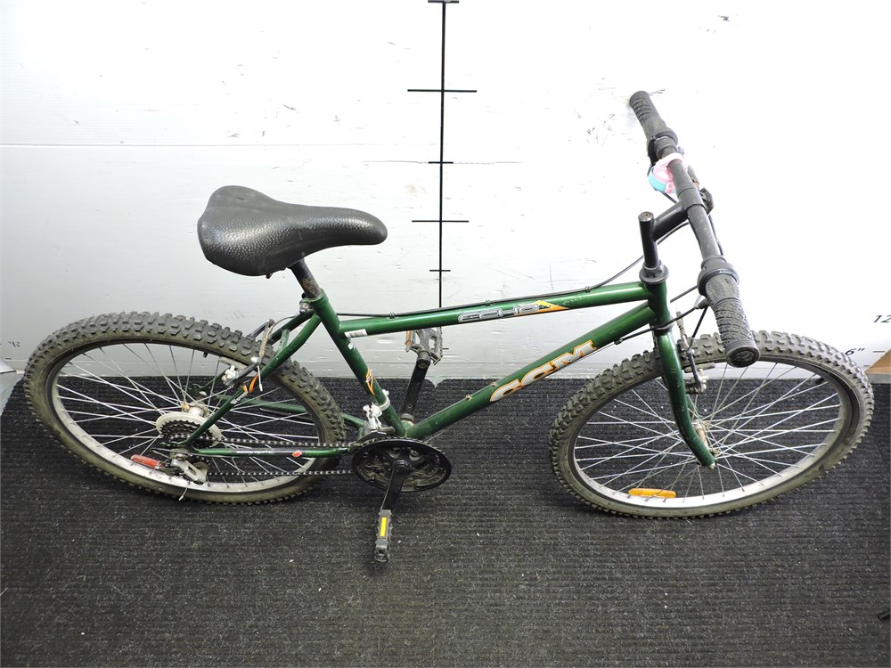 Police Auctions Canada CCM Echo 15 Speed Bike 267531D