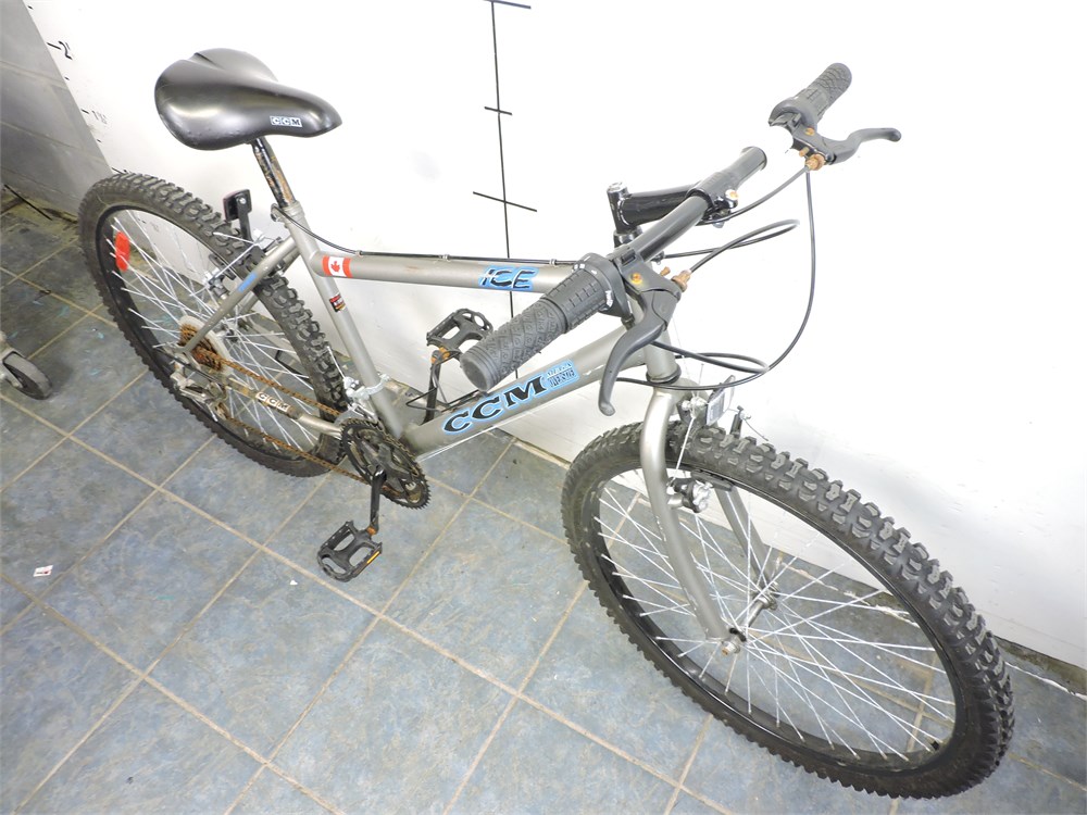 Police Auctions Canada CCM Ice 18 Speed Bike 281232D