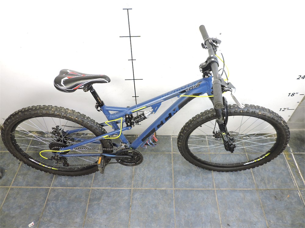 Ccm dual suspension online mountain bike