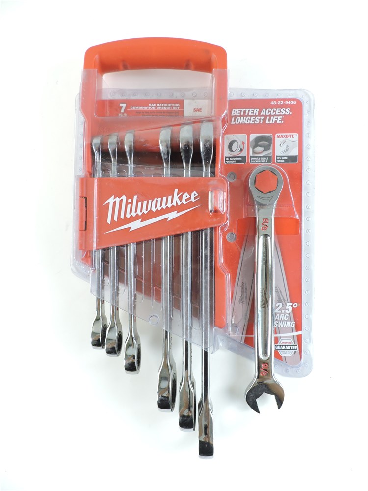 Milwaukee 7 tool online set